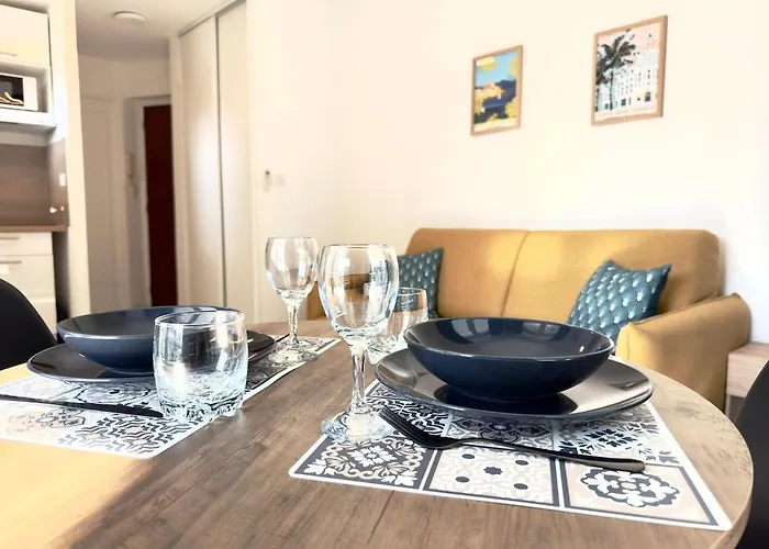 Cocon 2 Pers A 100m Des Plages Antibes